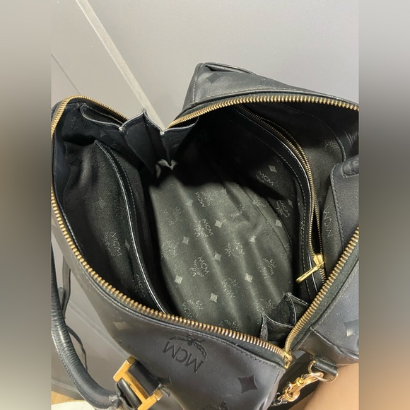 MCM Boston Shoulder/Crossbody Bag - Picture 6 of 16